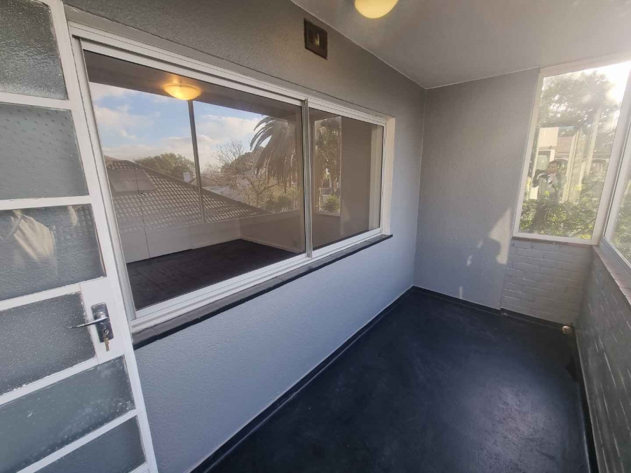 2 Bedroom Property for Sale in Tamboerskloof Western Cape